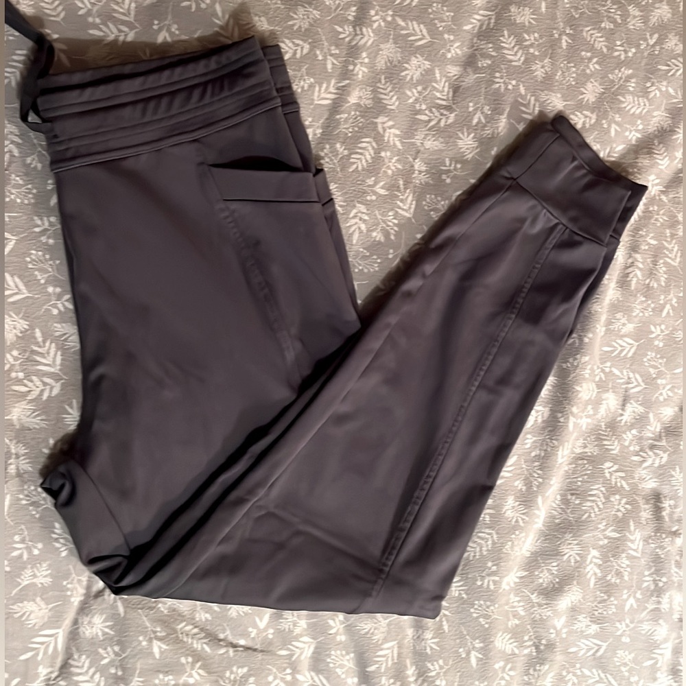 Gray *32 degree* Joggers. NEVER WORN!!